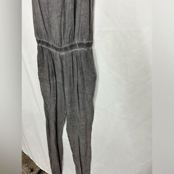 Cloth And Stone Anthropologie Gray Sleeveless Boho Jumpsuit Romper Rayon - Picture 3 of 7